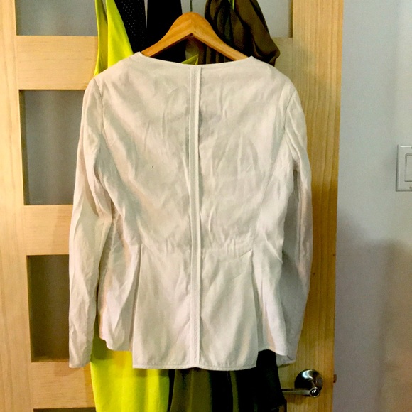 White linen jacket - Picture 3 of 3